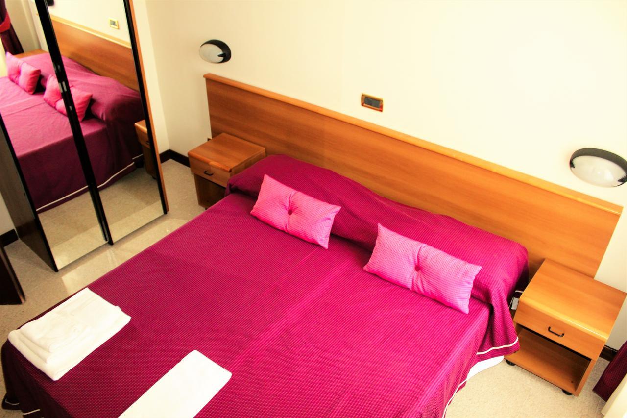 Il Postiglione Hotel - Sala Ricevimenti Minturno Exteriör bild